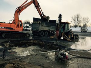 Machinerie pour installation de drain français à Joliette - Plomberie le Plomb