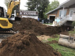 excavation du sol pour installer un drain français à Joliette - Plomberie le Plomb